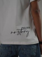 White oversized tee with Don't Ctrl Everything side print and No Risk no story back print Lascialo Essere No Risk Drop 01
