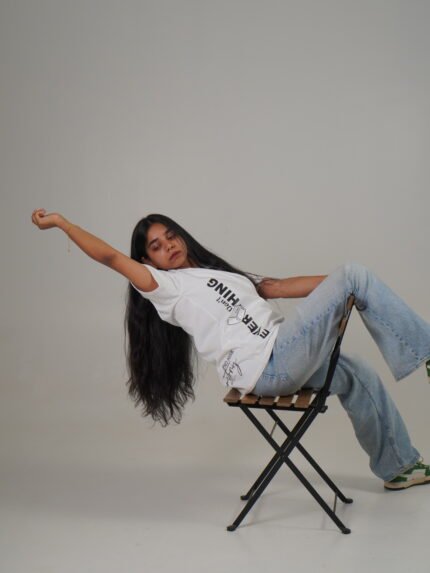 White oversized tee with Don't Ctrl Everything side print and No Risk no story back print Lascialo Essere No Risk Drop 01